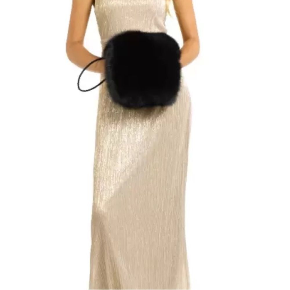 BLACK GENUINE FOX FUR BARREL MUFF HAND WARMER WRISTLET WITH INSIDE ZIP POCKET